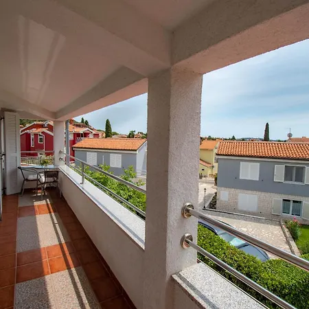 Guest house Betty Borik 3*
