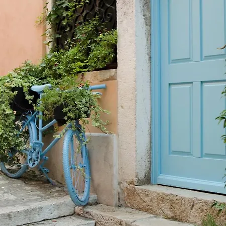 Konukevi Betty Borik 3*